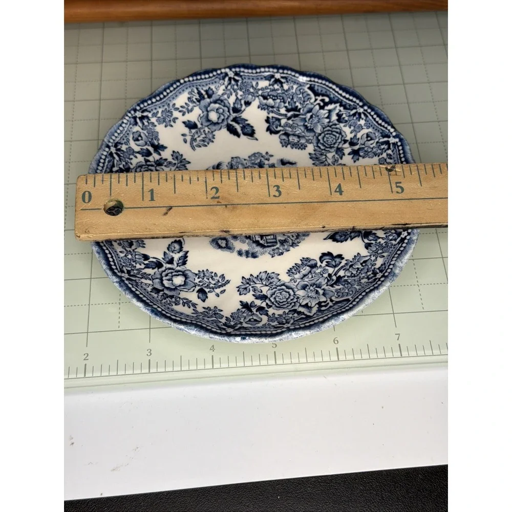 Vintage Churchill The Georgian Collection Made in England Saucer 5‎ Inch